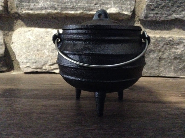 Cast Iron Cauldron Pot