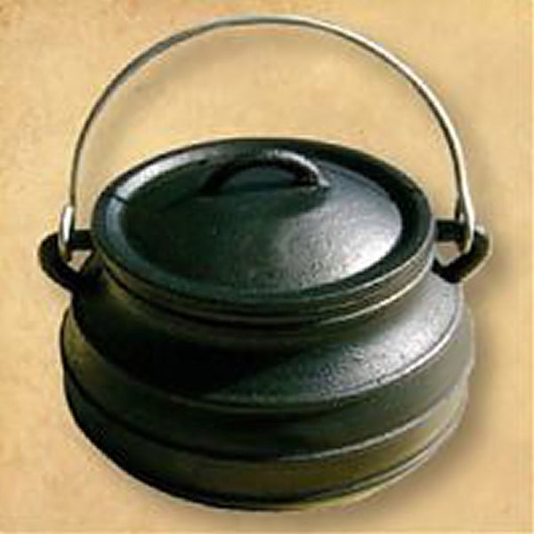 Cast Iron Flat Bottom Bean pot Dutch oven 2 quart Potjie Plat