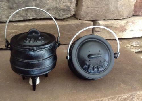 Mini Cast iron Salt & Pepper Cauldrons free shipping