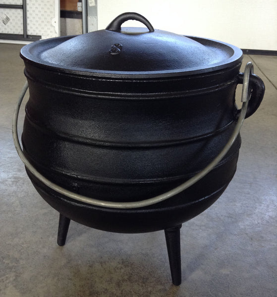Size 3 Potjie Pot 8 quarts Pure Cast Iron Outdoor cooking