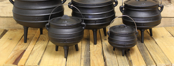 Cauldron Cast iron Sage Smudge pot Bean Pot Size 1/2