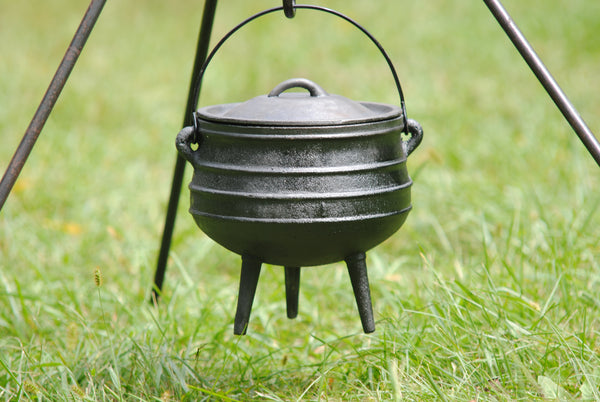 Bean pot 3 quart  Size 1 Potjie Pot Cauldron