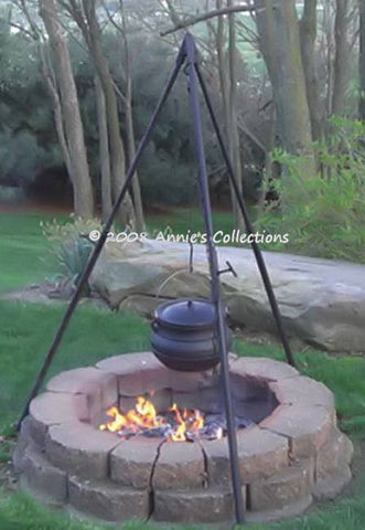 https://www.anniescollections.com/cdn/shop/products/outdoor-cooking-adjustable-heavy-duty-tripod-1_large.jpg?v=1478650358